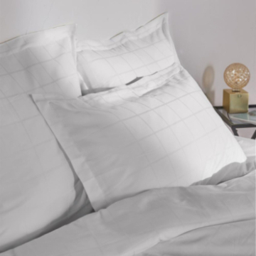 Taies d'oreiller satin blanc carreaux callista 50x75 cm Taies d'oreiller satin blanc carreaux callista 50x75 cm