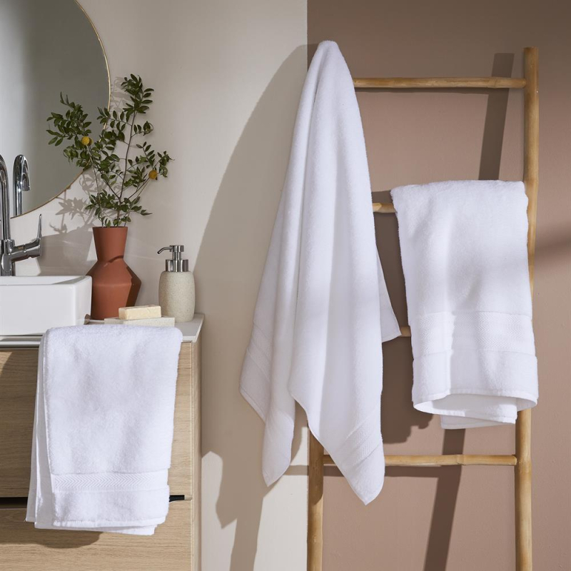 Maxi Drap de bain blanc Riviera 500 g - 100x150 cm Maxi Drap de bain blanc Riviera 500 g - 100x150 cm