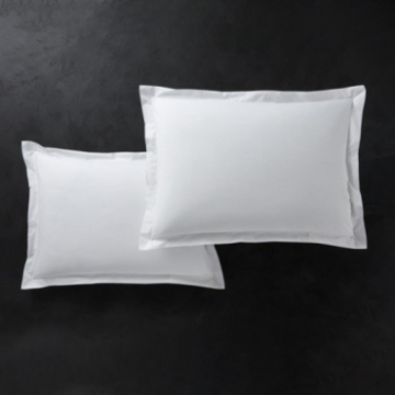 2 taies blanches 50x75 cm percale de coton Hemera 2 taies blanches 50x75 cm percale de coton Hemera