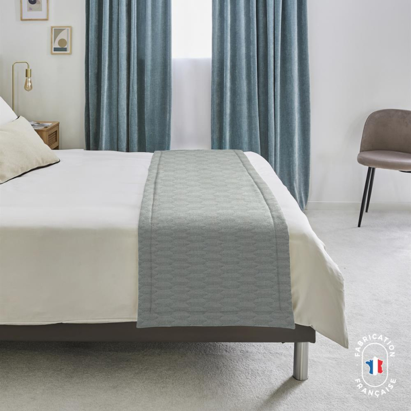 Chemin de lit jacquard géométrique Hadel