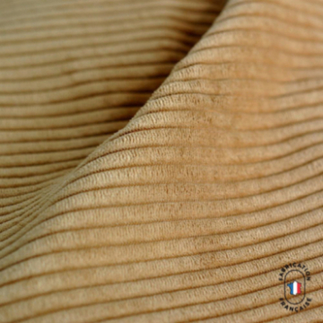 Coussin en velours côtelé