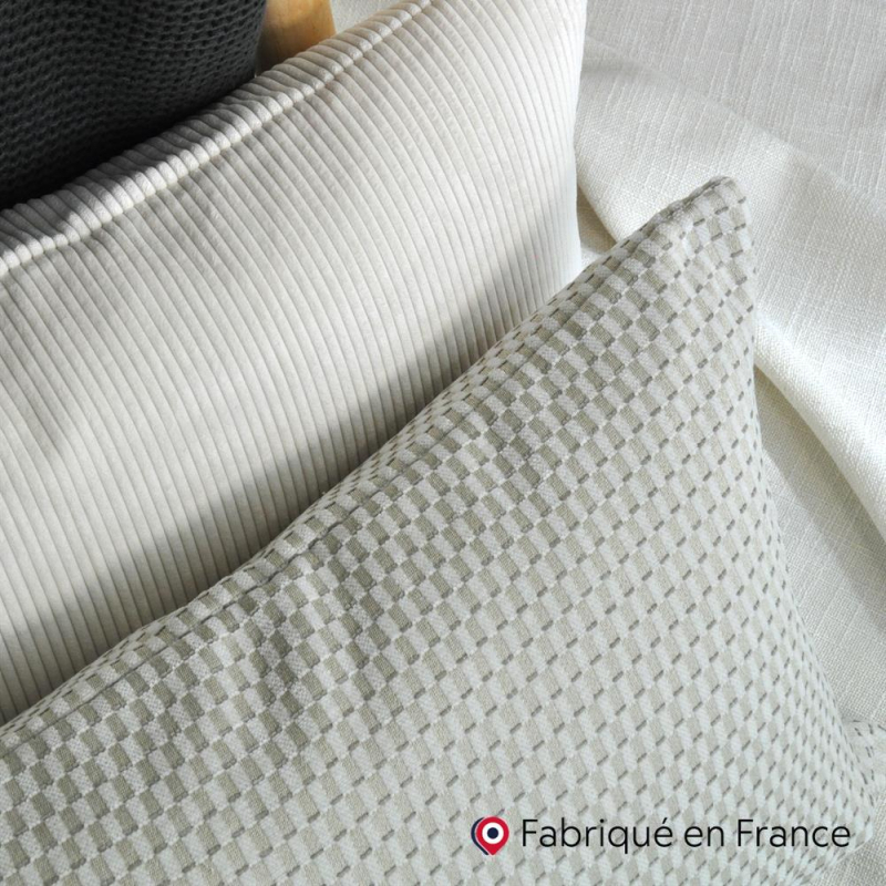 Coussin en velours chenillé à carreaux