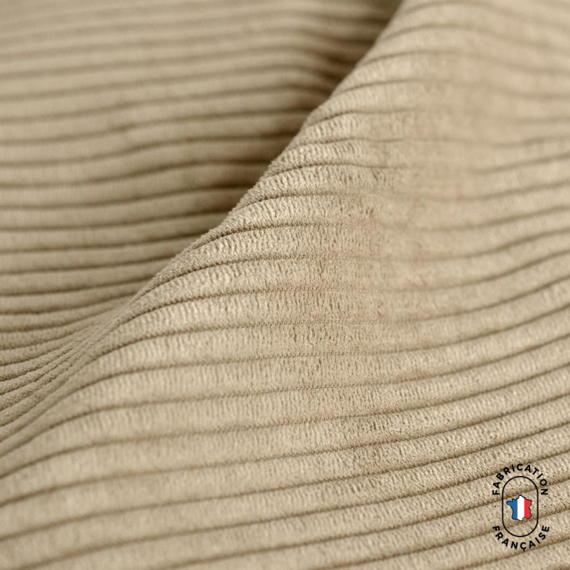 Coussin en velours côtelé