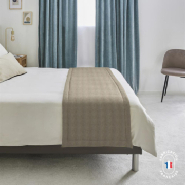 Chemin de lit en velours texturé