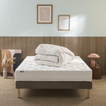 Couette Lotus pliée 260x240