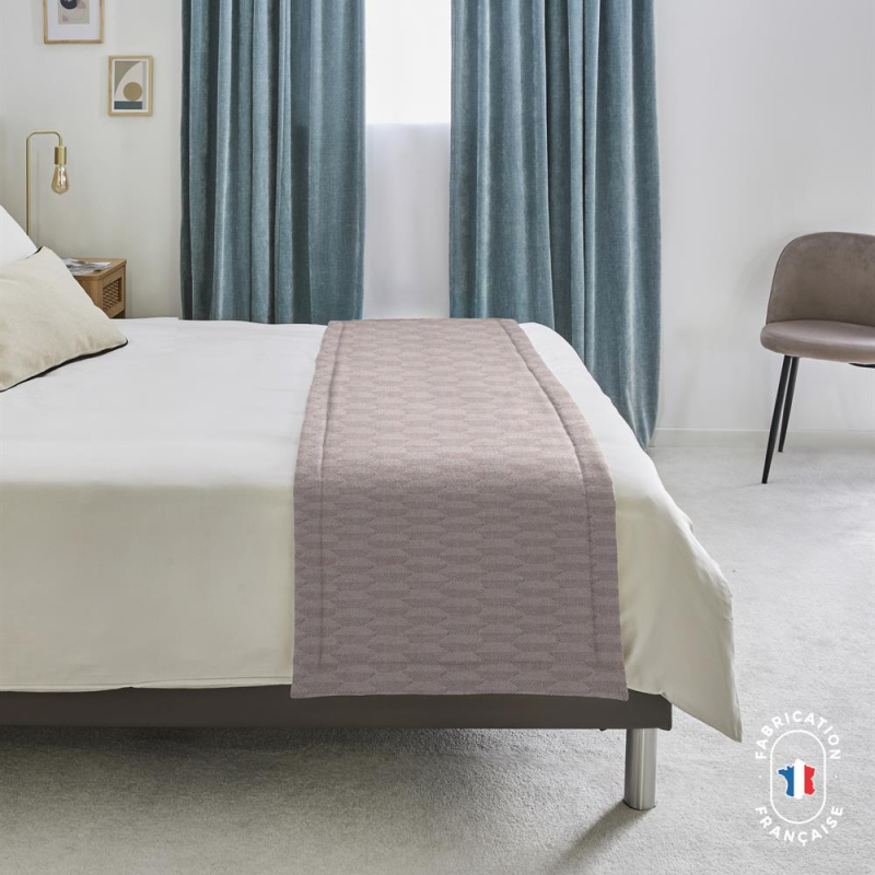 Chemin de lit jacquard géométrique Hadel