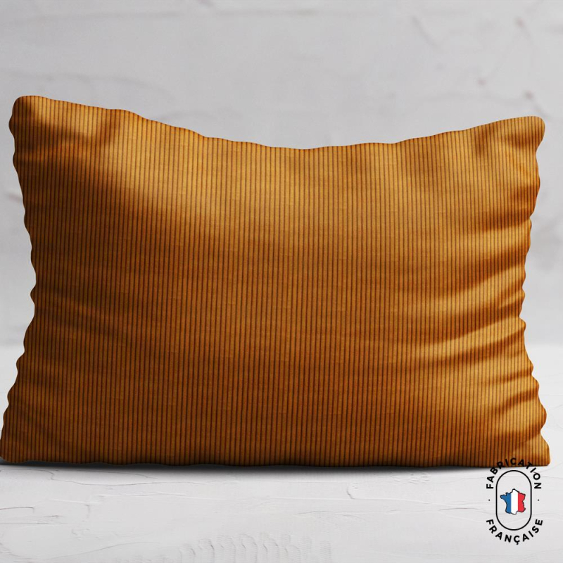Coussin en velours côtelé