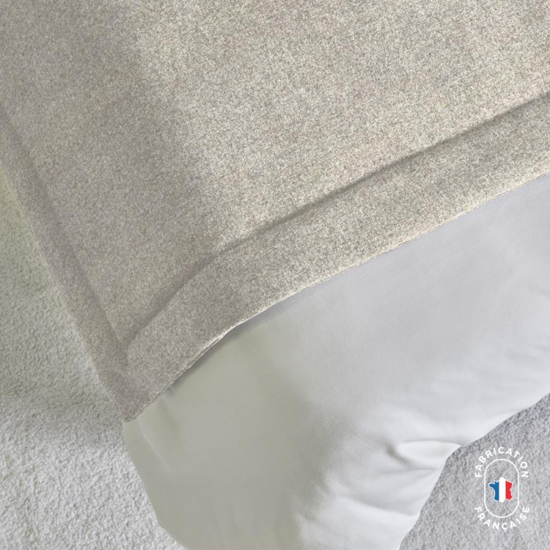 Chemin de lit en tissu mouton