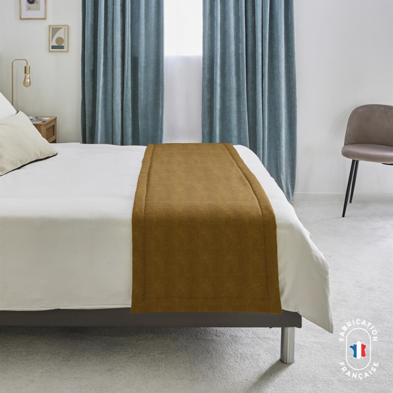 Chemin de lit en tissu mouton