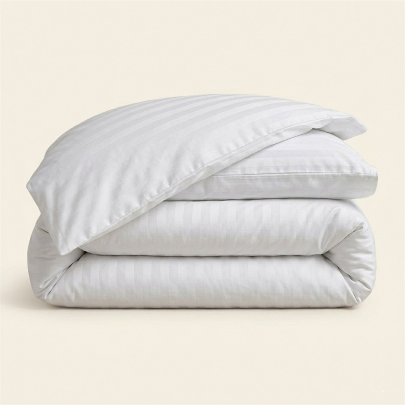 2583108RTL hdc daphne blanc 140x200 cm pliée