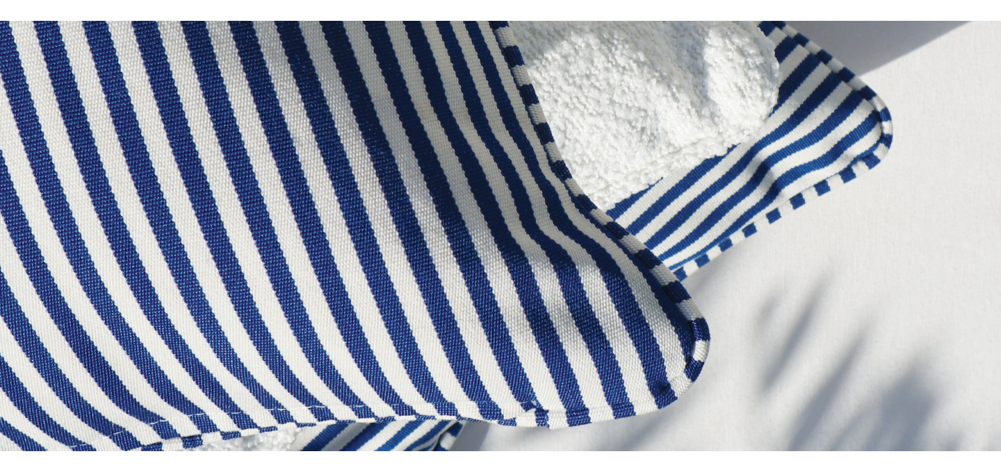 Coussins et Rideaux In & Outdoor - Résistance intempéries et UV - Fabriqués en France | Maison Denantes